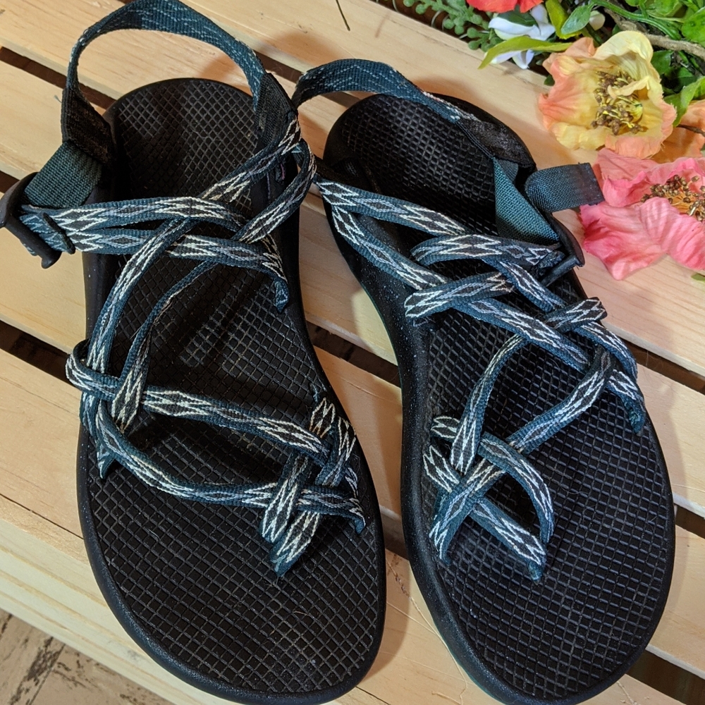 Chaco size US10 woman's